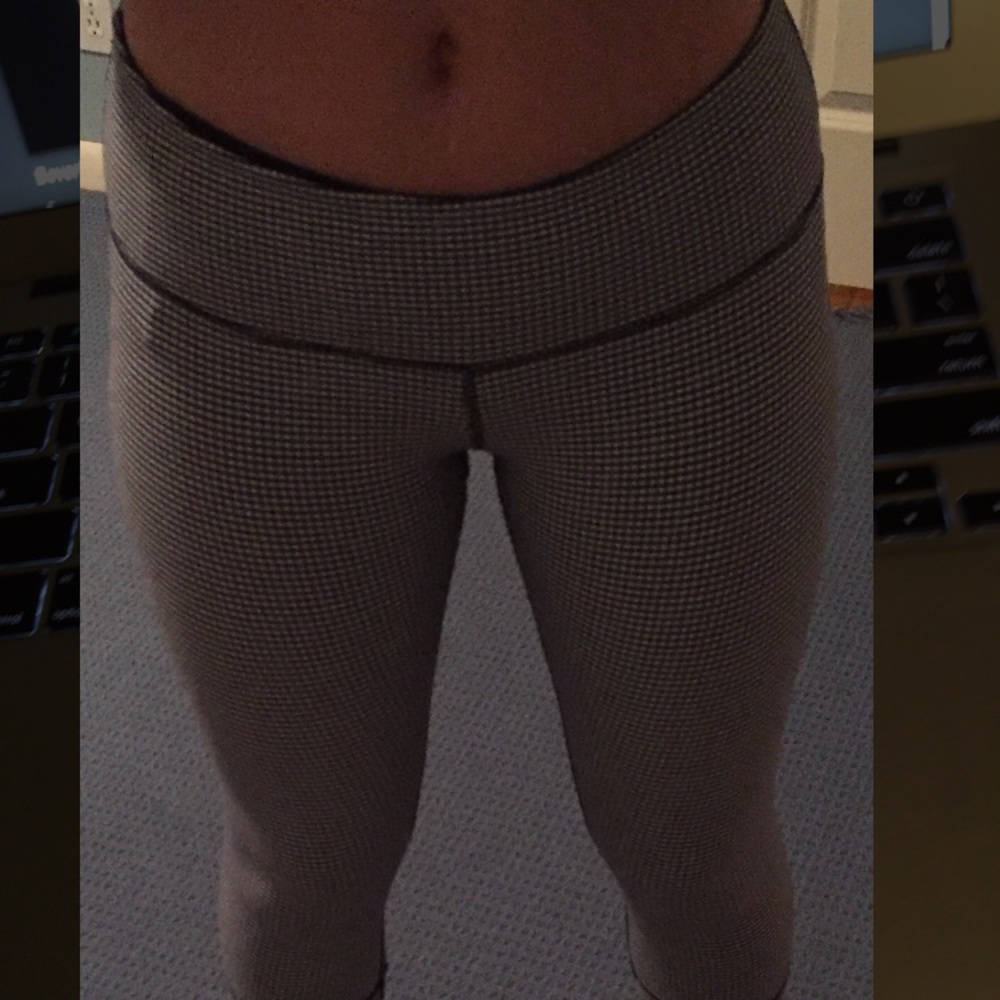 Lululemon Wunder Under Crop